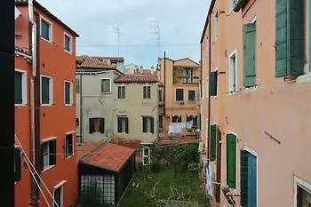 Venicevillas Castello Apartment Venice
